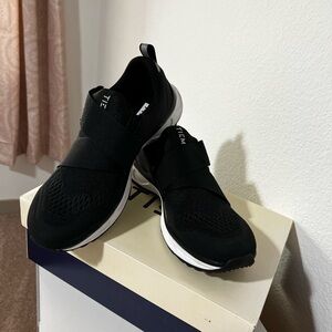 Tiems Slip Stream cycling shoes
